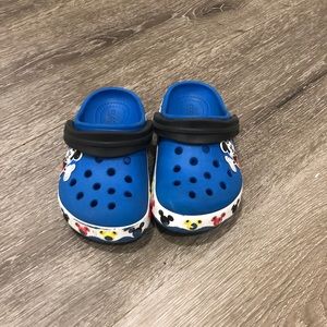 Mickey Mouse crocs size 7 adorable!!!